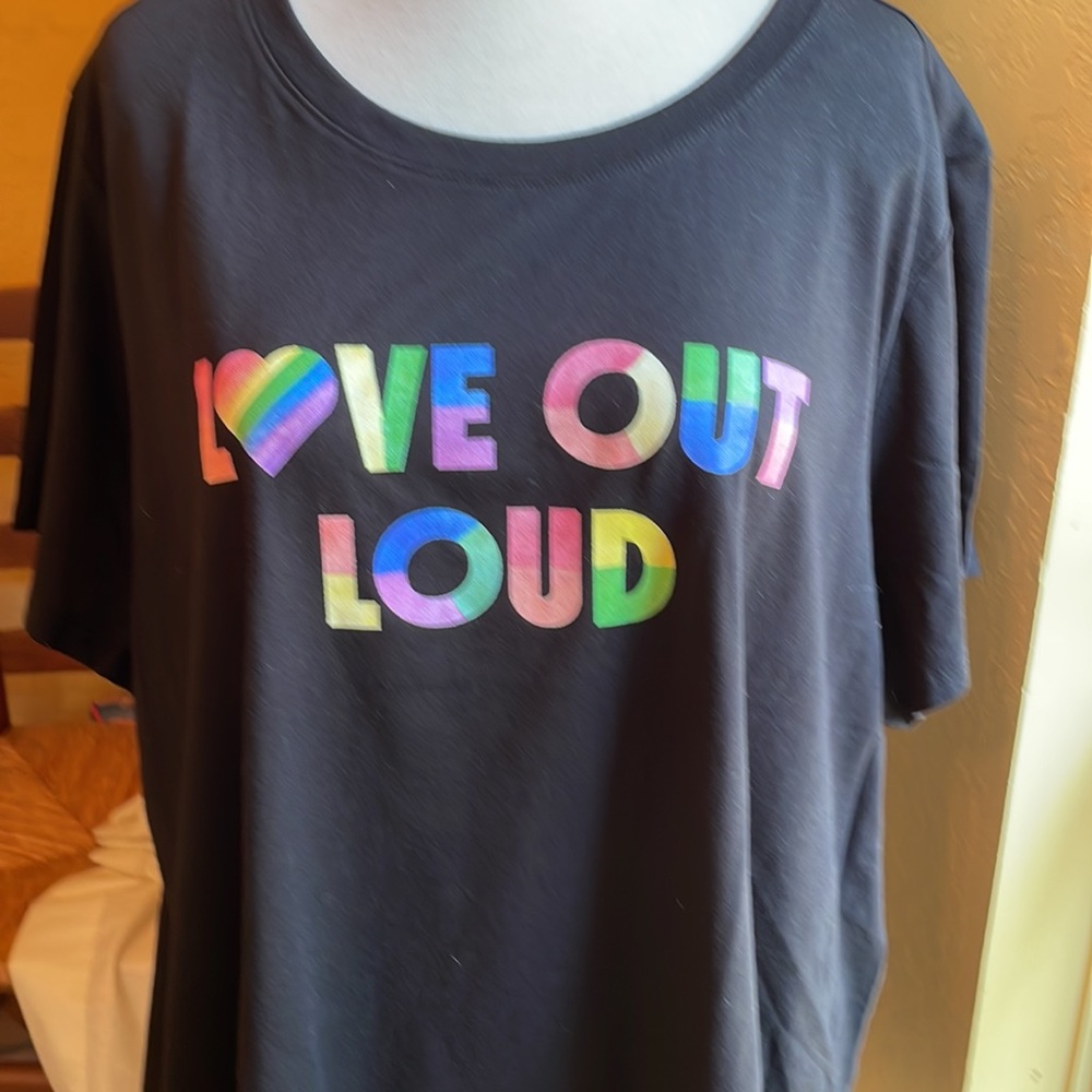 Old Navy t-shirt 2 X